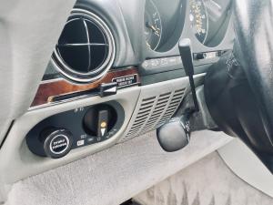 Mercedes-Benz 560 SL 1986 года  (NA)
